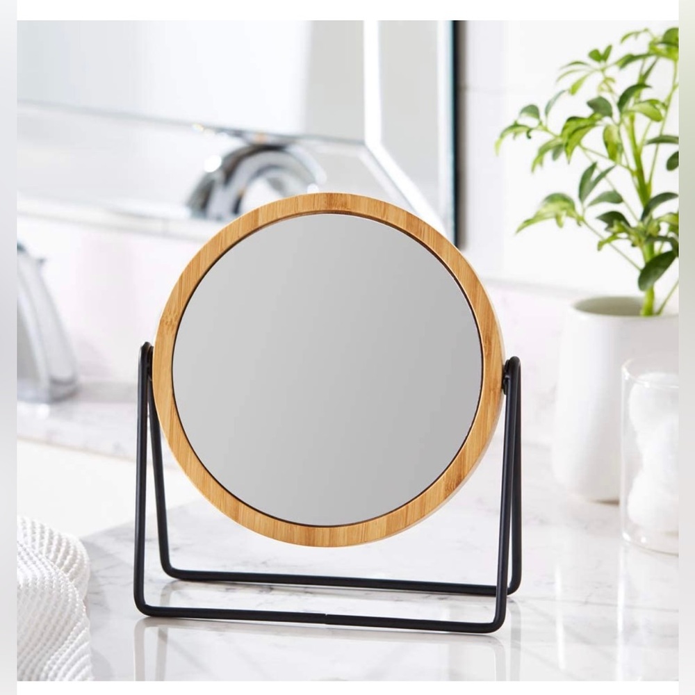 Amazon basics vanity mirror with bamboo rim 1X/5X magnification